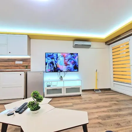 Yellow Апартамент