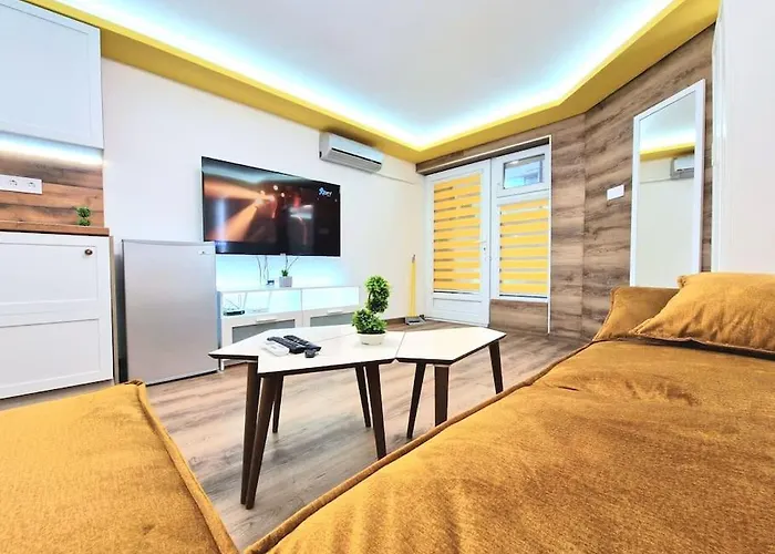 Yellow Apartment Varna